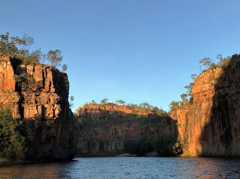 Nitmiluk (Katherine) Gorge 3.5-Hour Sunset Dinner Boat Tour - Tourism Brisbane 2