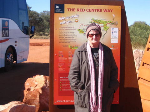 Uluru (Ayers Rock) To Alice Springs One-Way Shuttle - Brisbane 4u 4