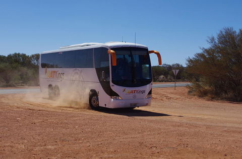 Uluru (Ayers Rock) To Alice Springs One-Way Shuttle - Brisbane 4u 3