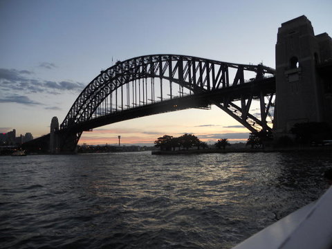 Sydney Harbour Hop-on Hop-off Cruise - Tourism Brisbane 9