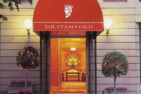 Skip The Line: The Gentleman Magician At Sir Stamford At Circular Quay Ticket - Tourism Brisbane 4