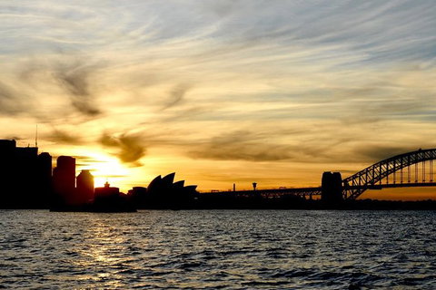 Sydney Harbour Sip And Sail Twilight Cruise - Tourism Brisbane 1