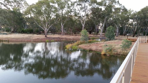 Green Corridor Walking Track - Brisbane Tourism 0