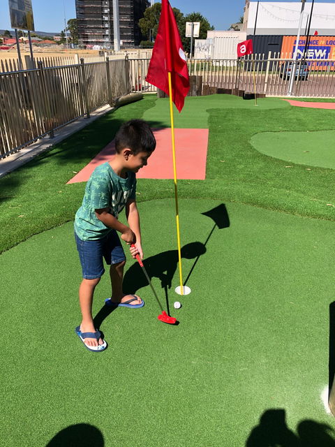 King Carnival With Mini Golf - Brisbane Tourism 2