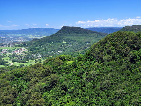 Mount Kembla Lookout - Brisbane Tourism 0