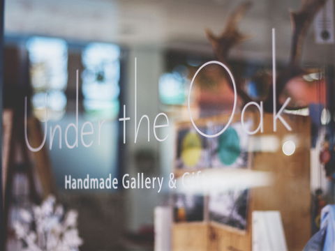 Under The Oak Handmade Gallery And Gifts - Tourism Brisbane 0