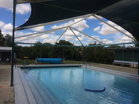 Yass Olympic Swimming Pool - Tourism Brisbane 0