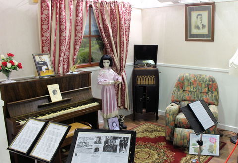 Australian Country Music Hall Of Fame - Tourism Brisbane 1