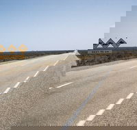 Eyre Highway - Brisbane Tourism