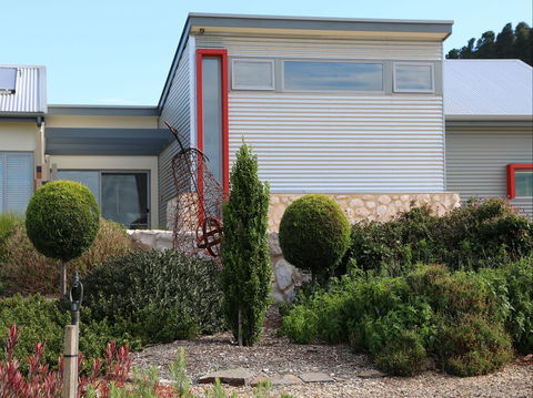 John Lacey's Studio And Green Tank Gallery - Tourism Brisbane 0