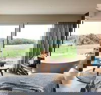 Lon Spa - Brisbane 4u
