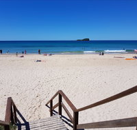 Mudjimba Beach - Tourism Brisbane