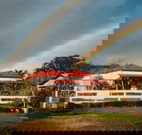 Stefani Hilltop Gallery - Tourism Brisbane