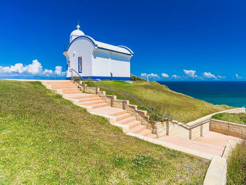 Tacking Point Lighthouse - Tourism Brisbane 0
