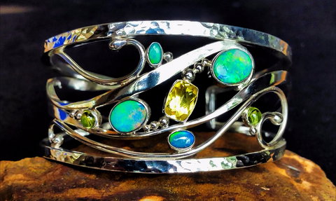 Australian Outback Opals - Brisbane Tourism 0