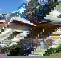 Brooweena War Memorial - Brisbane Tourism