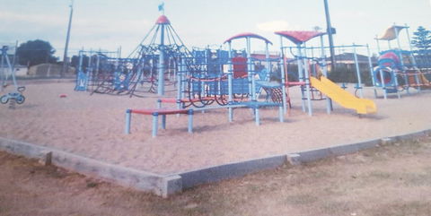 Edithburgh Playground - Brisbane Tourism 0