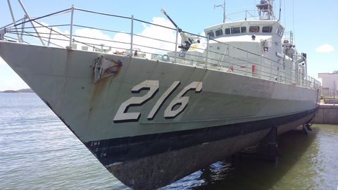 HMAS Gladstone - Brisbane 4u 0