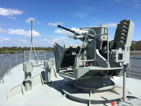 HMAS Gladstone - Brisbane 4u 2