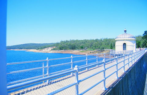 Mundaring Weir - Tourism Brisbane 0