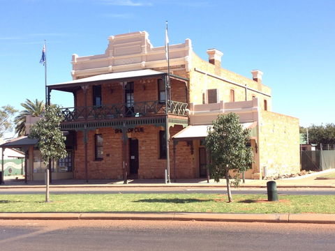 Old Gentleman's Club - Brisbane Tourism 0