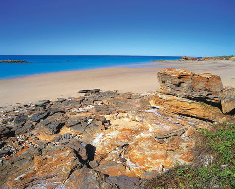 Reddell Beach - Brisbane Tourism 0