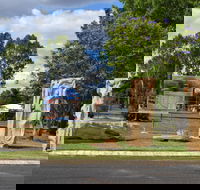 The Fossilised Forest Sculpture - Brisbane 4u