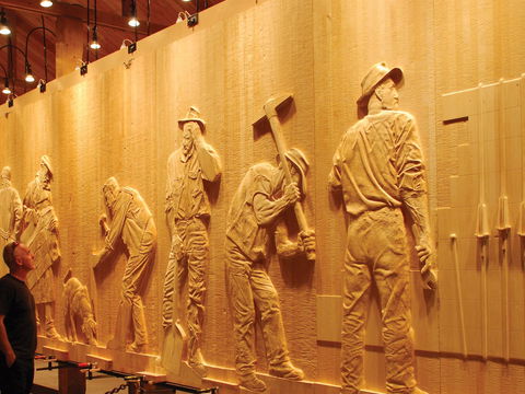 The Wall In The Wilderness - Tourism Brisbane 0