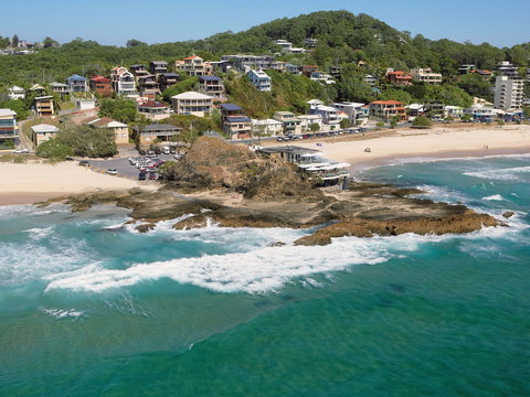Currumbin Waters - Tourism Brisbane 1