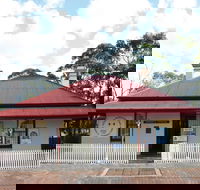 Dredge's Cottage - Tourism Brisbane