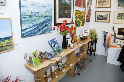 Lovett Gallery Cygnet - Tourism Brisbane 0