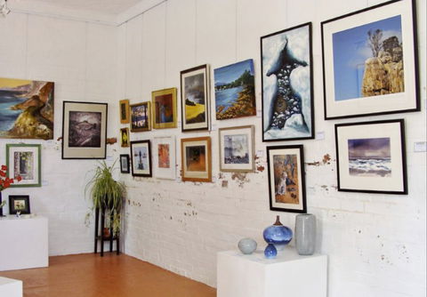 Lovett Gallery Cygnet - Tourism Brisbane 2