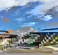 Corner Store Gallery - Tourism Brisbane