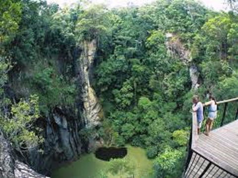 Mt Hypipamee - Tourism Brisbane 0