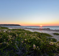 Red Bluff at Quobba Station - Tourism Brisbane