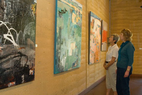 Red Poles Art Gallery - Tourism Brisbane 2