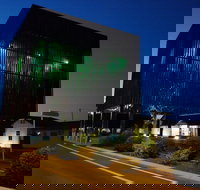 Tree of Knowledge Memorial - Tourism Brisbane