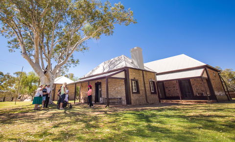 Alice Springs Telegraph Station Historical Reserve - Brisbane 4u 1