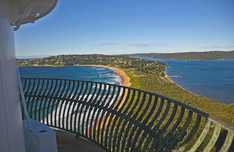 Barrenjoey Lighthouse - Tourism Brisbane 0