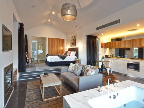 Hepburn Bathhouse & Spa - Tourism Brisbane 1
