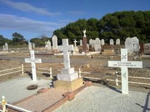 Historic Clan Ranald Shipwreck Graves - Tourism Brisbane 0