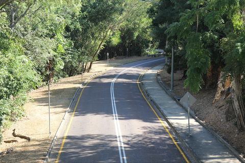 Hughes Avenue, Darwin - Brisbane 4u 0