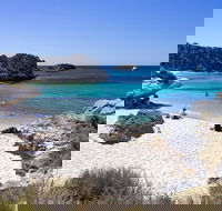 Little Armstrong Bay - Tourism Brisbane
