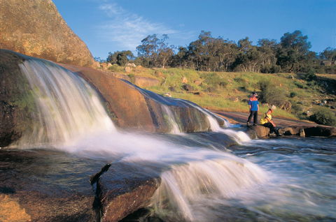 Perth Hills - Tourism Brisbane 0