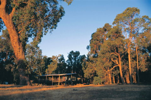 Perth Hills - Tourism Brisbane 1