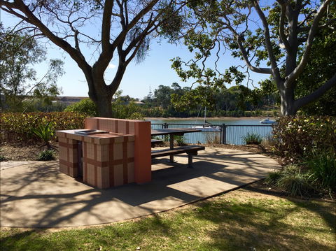 Riverside Parklands And Playground - Tourism Brisbane 2