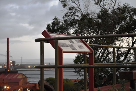 Hummock Hill Lookout - Brisbane Tourism 0