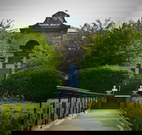 Lambie Town Walk - Brisbane Tourism