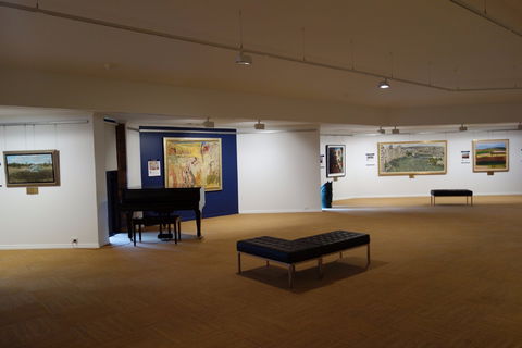 Stanthorpe Regional Art Gallery - Tourism Brisbane 1