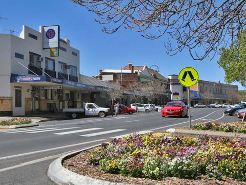 Street Scenes - Tourism Brisbane 0